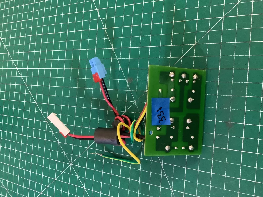 Kenmore DA27 00019H Refrigerator Control Board Noise Filter AZ201811 | NR331