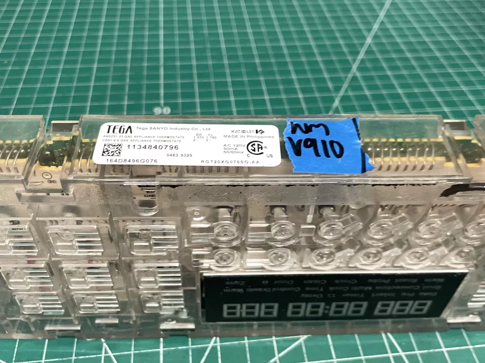 GE RANGE CONTROL BOARD PART # 164D8496G067 AZ204397 | Wmv910