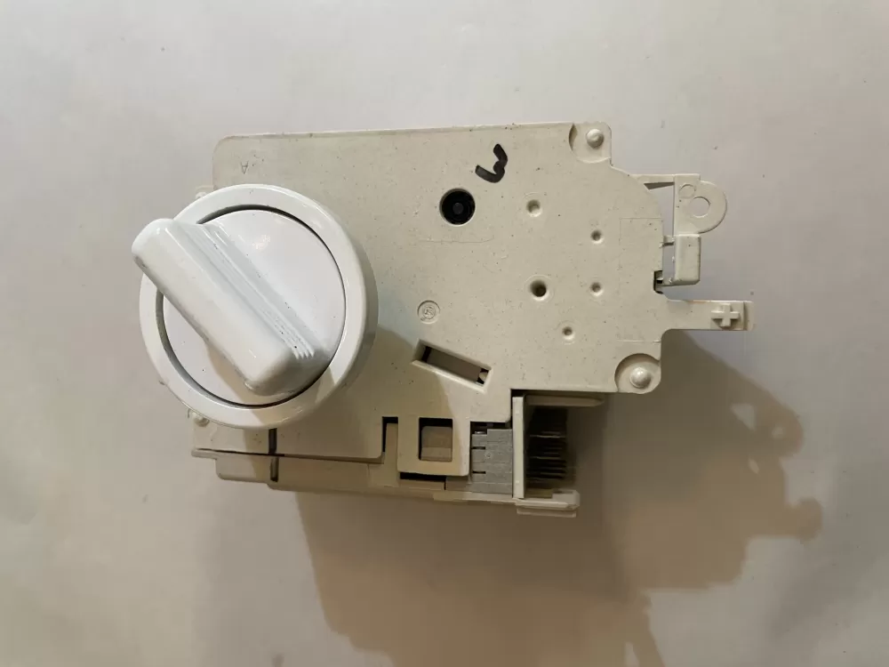 Frigidaire  GE  Kenmore 131758600B Washer Timer