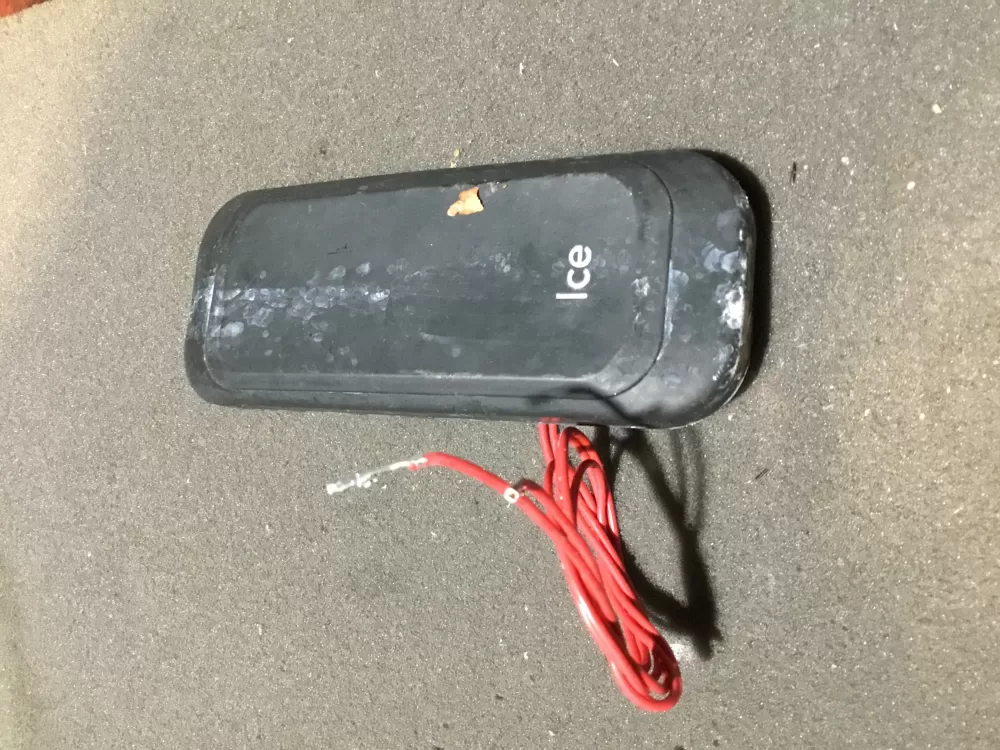 Whirlpool W10133606  122490004 Refrigerator Ice Dispenser Actuator Pad