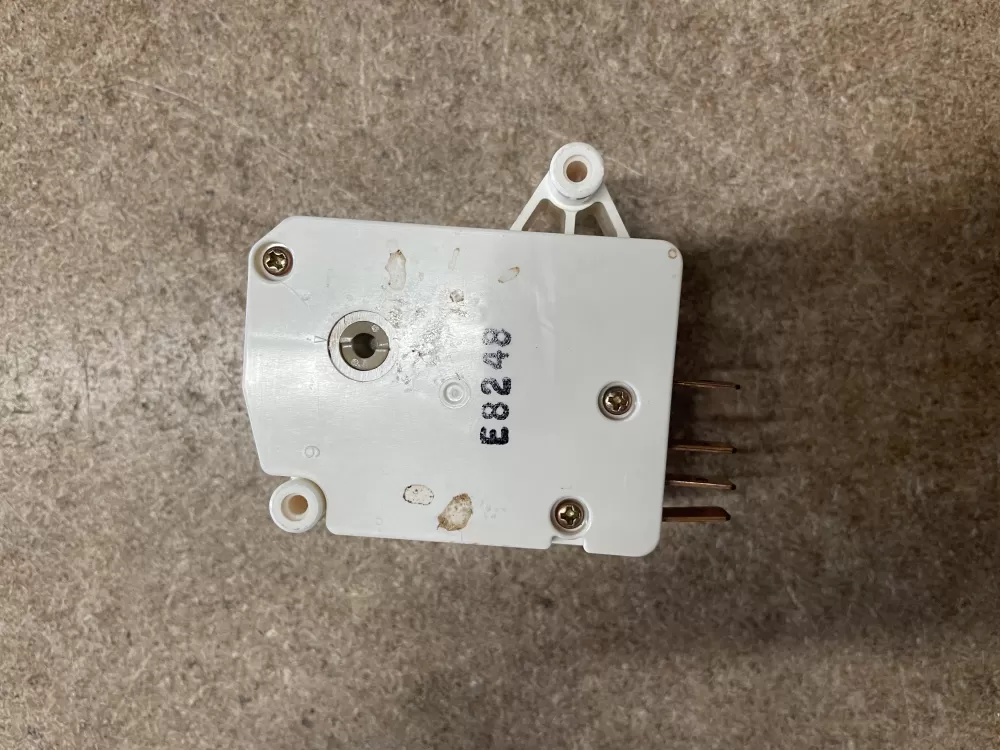 GE WR9X502 AP2061708 Refrigerator Defrost Timer AZ20574 | KM1006