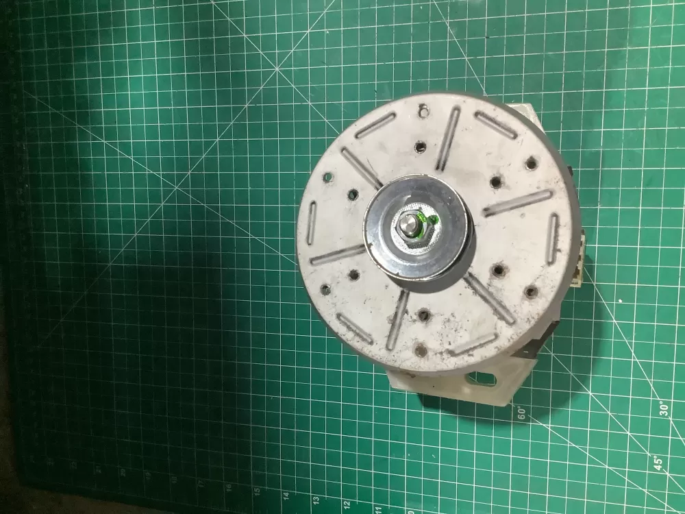 Samsung 4786677081 Washer Motor AZ135726 | SL256