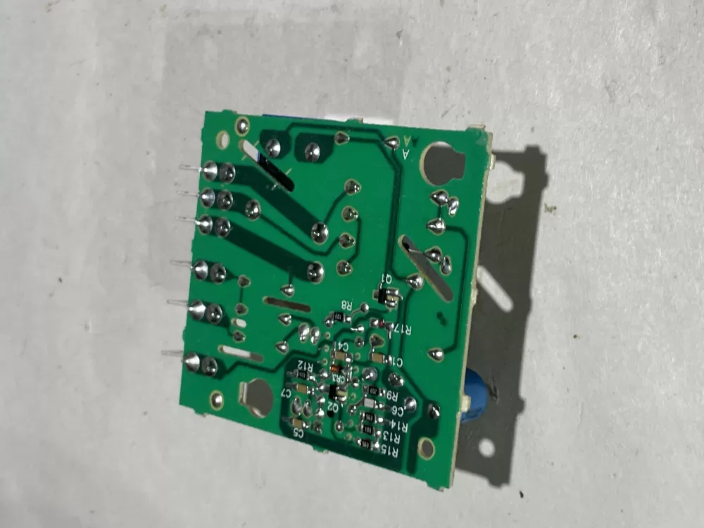 Whirlpool W10352689C Refrigerator Control Board AZ152235 | Wm881