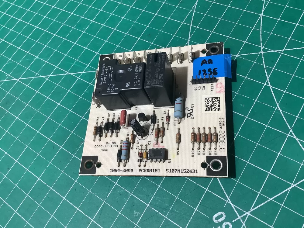 Goodman PCBDM101S Heat Pump Defrost Timer Control Board AZ190528 | AR1258