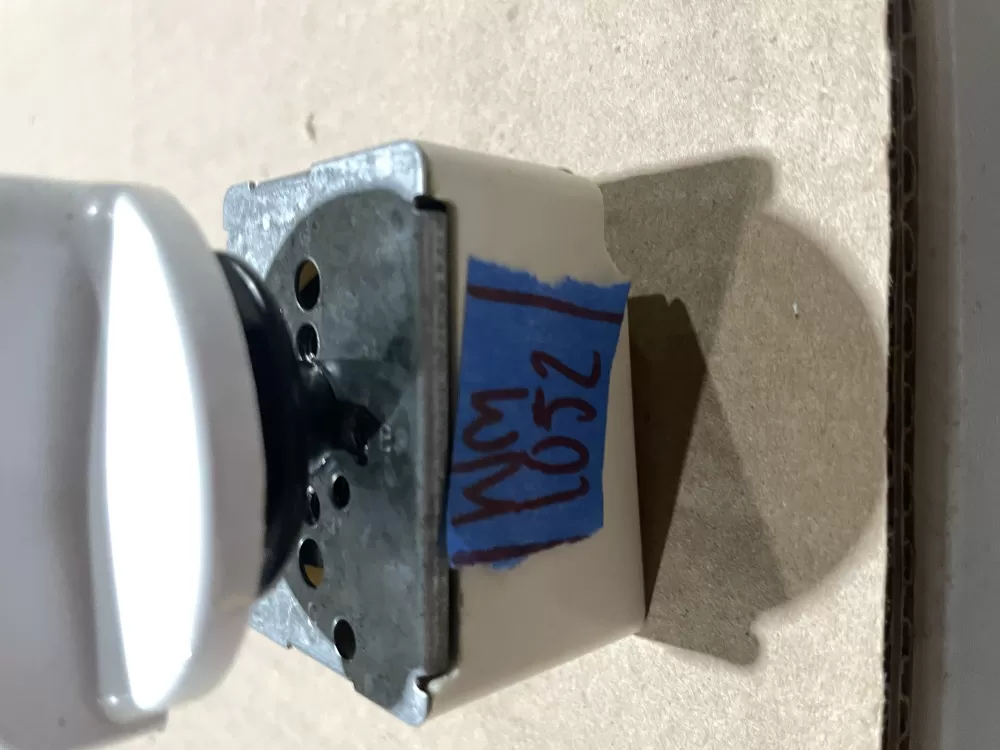 GE 164D1816P11 Range Infinite Switch AZ70848 | Wm1052