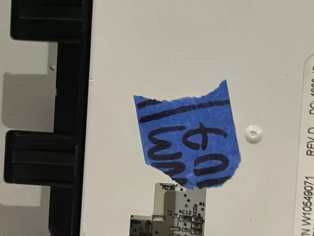 Maytag w10549071 Refrigerator Control Board Dispenser Light AZ32025 | Wm107