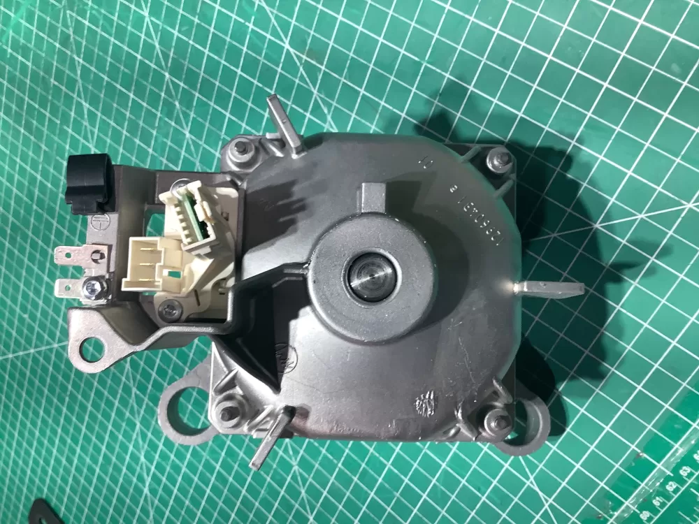 Bosch 00145836 8001015638 Washer Drive Motor AZ150237 | SL209