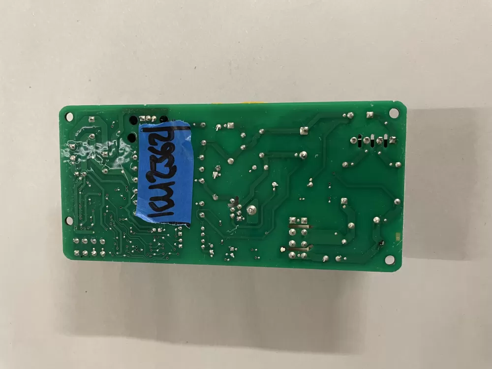 Whirlpool KitchenAid W10624574 Refrigerator Control Board AZ137432 | KM2362