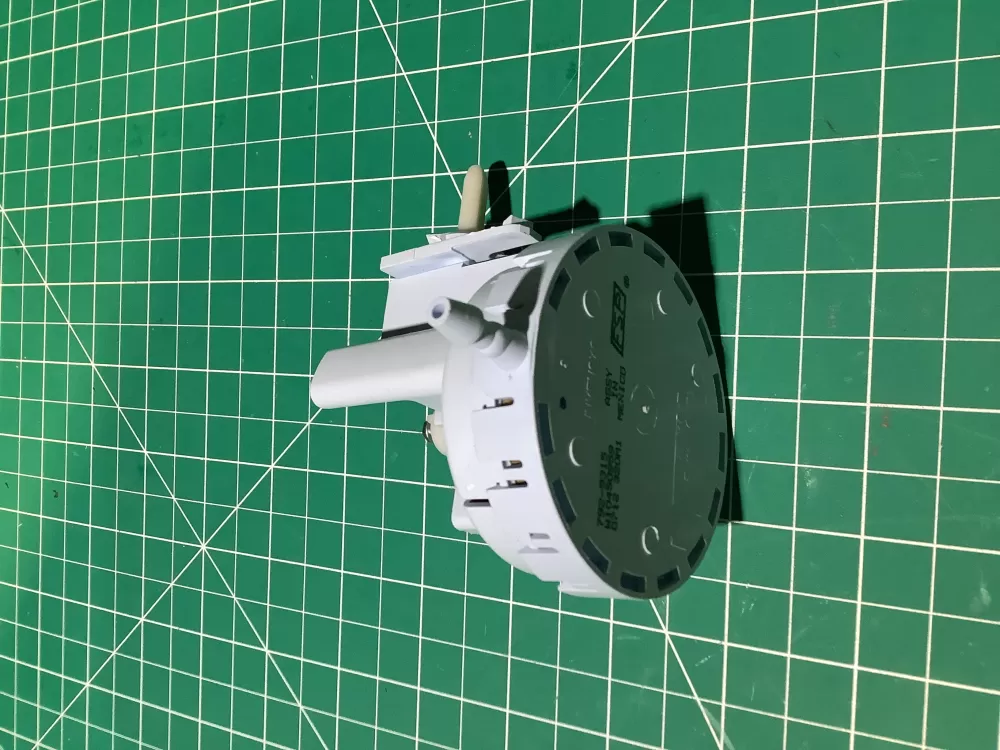 Roper WPW10450959 Washer Inglis Water Pressure Level Switch AZ129532 | NR2323