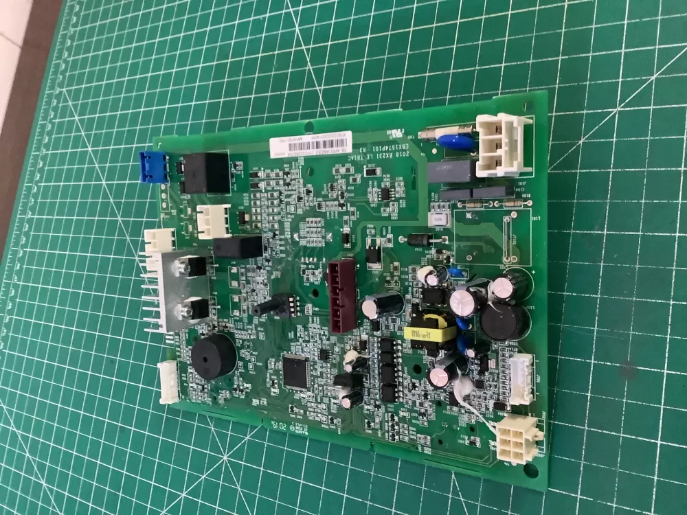 GE 290D2226G104 WH18X28642 Refrigerator Control Board