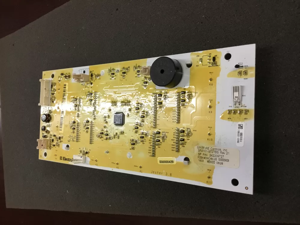 Electrolux 242209727 Refrigerator UI Display Control Board AZ79647 | NR2091