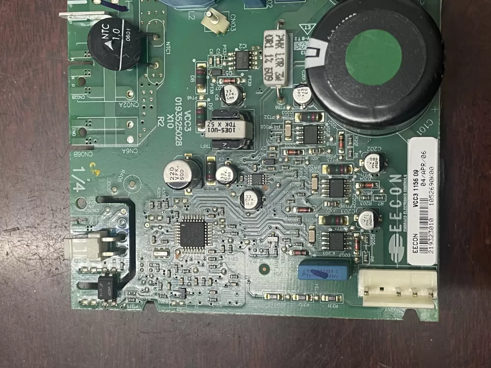 GE Refrigerator 219323010 Main Control Board AZ33173 | KM29