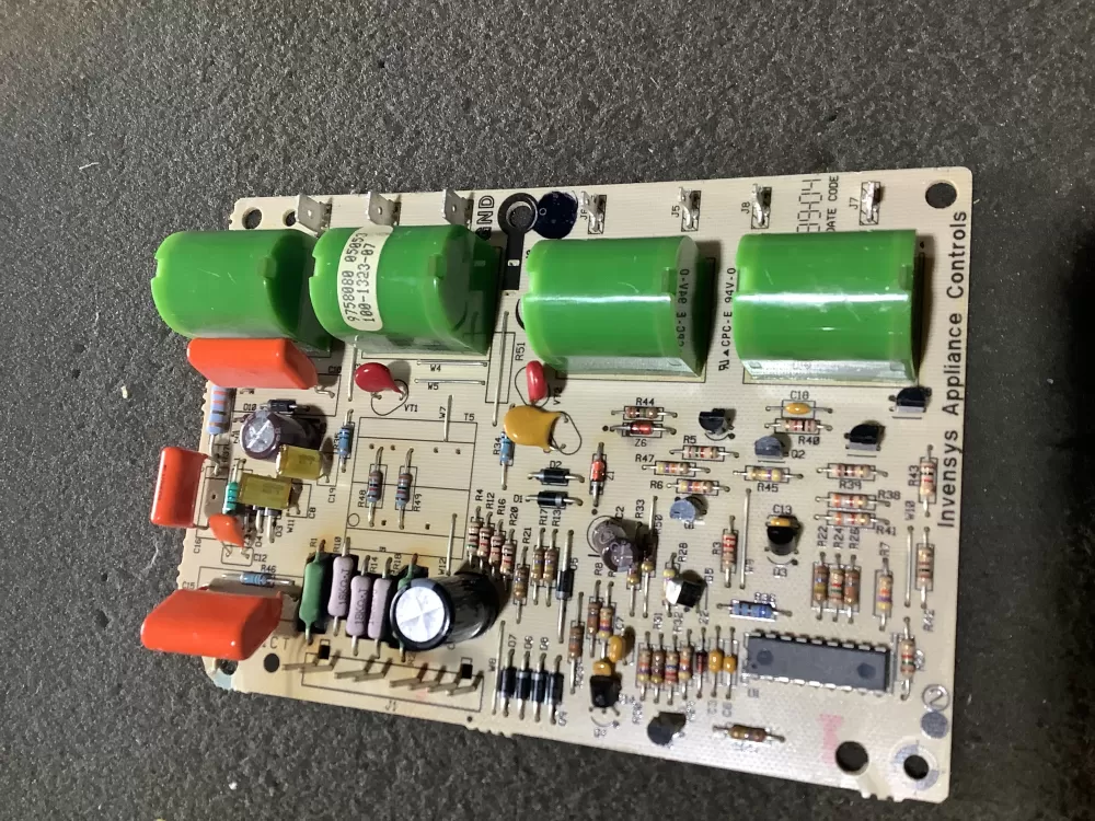 Whirlpool  Kenmore  Maytag  KitchenAid  Roper  Estate WPW10331686  AP6019728  W10331686  1937904  8054084  8273970  8273972  8273977  8522964  9758080  9758080R  PS11753037  WPW10331686VP Oven Spark Module