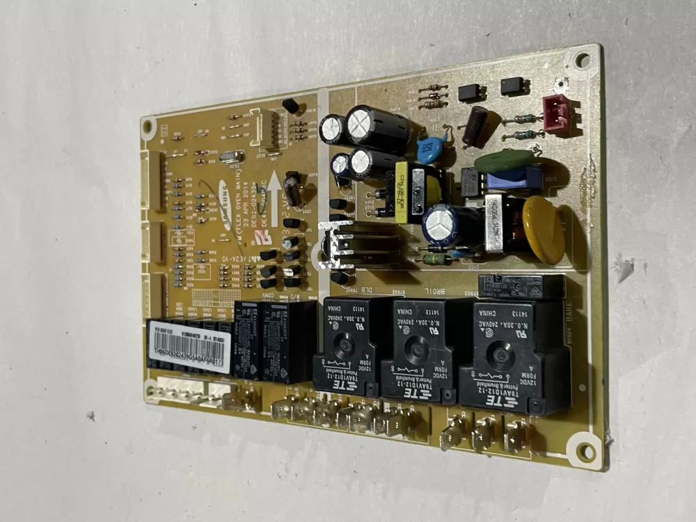 Samsung DE92-02439G Oven Control Board Relay