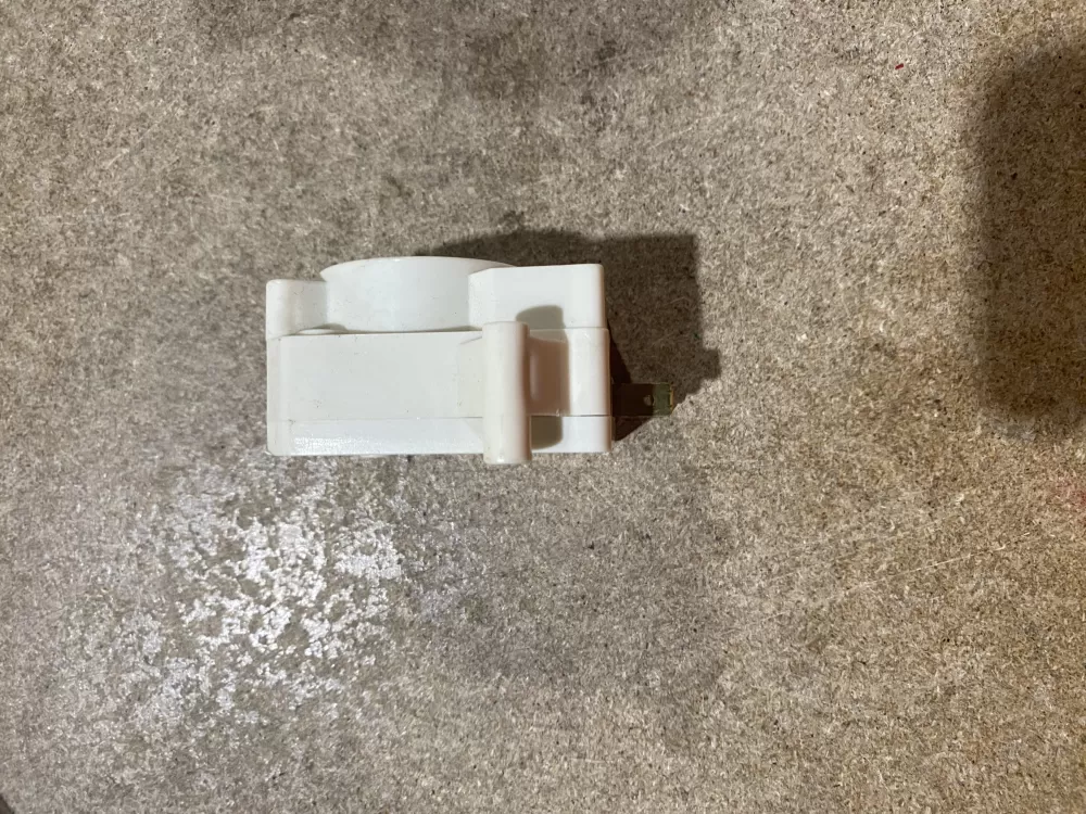 GE WR9X502 AP2061708 Refrigerator Defrost Timer AZ72138 | BK1317