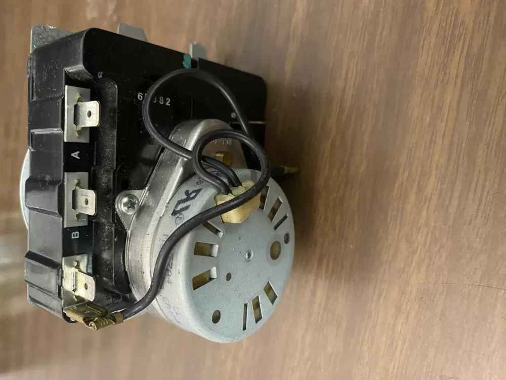 GE 212D1233P012 WE4M364 Dryer Timer AZ96240 | BK1782