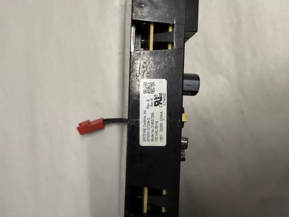 Frigidaire 316557259 Range Oven Control Board AZ211398 | KMV160