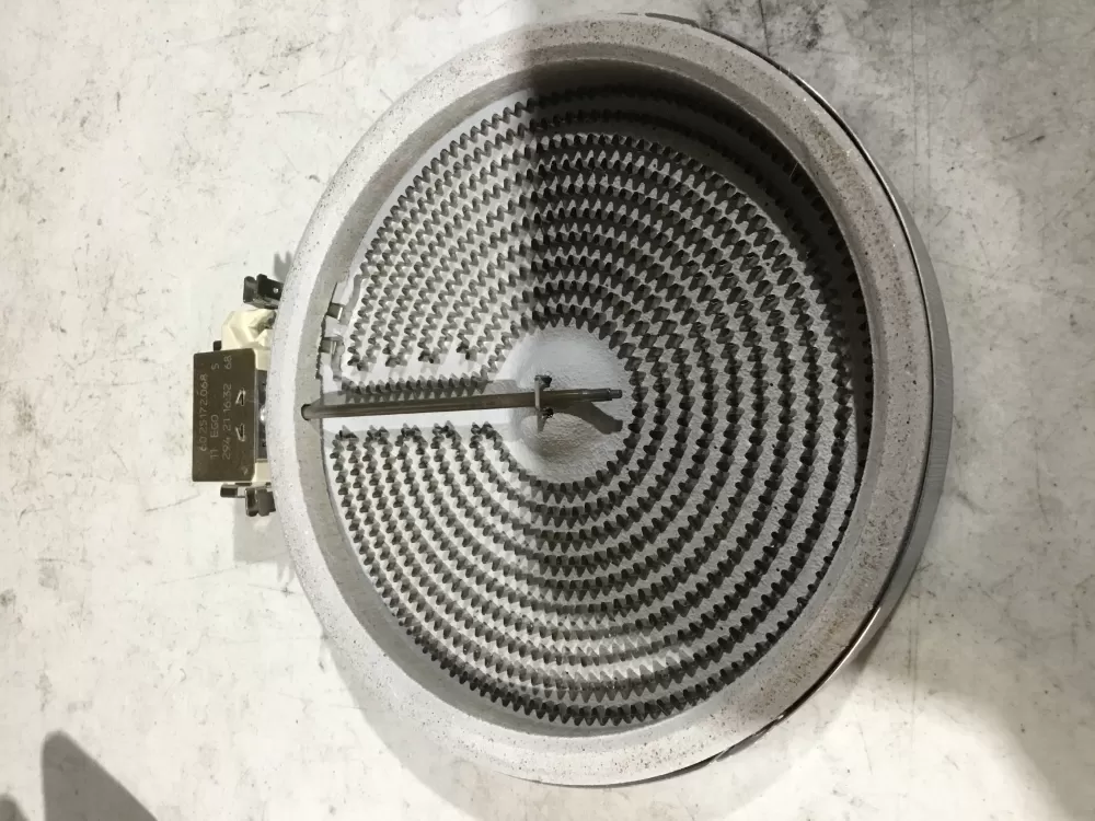 Thermador   5393958  10.58113.233 Cooktop Surface Element