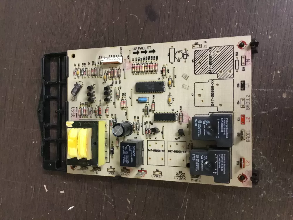  Jenn-Air 7428P033-60 100-00781-20 Range Oven Relay Board AZ6715 | NR476