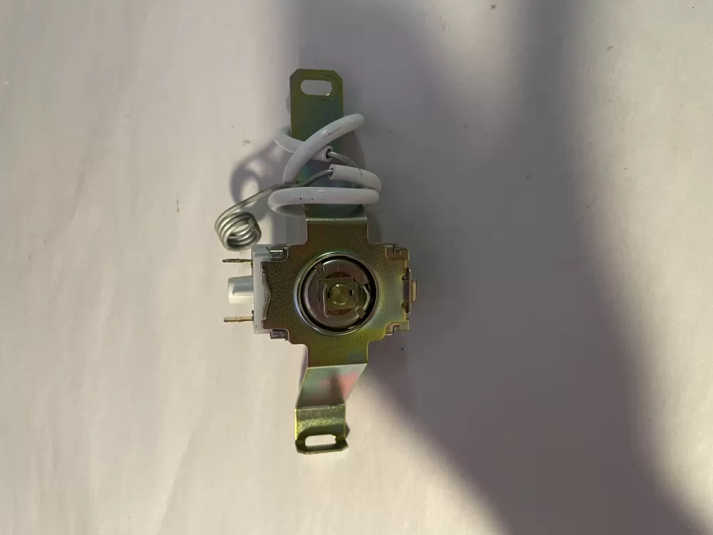 Whirlpool  2200832   3ART5CL18 Fridge Cold Control Thermostat (