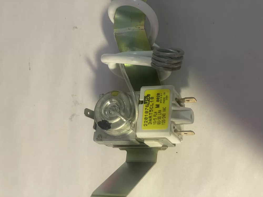 Whirlpool Fridge Cold Control Thermostat (120/240Vac) 2200832 AZ198343 | KM2728