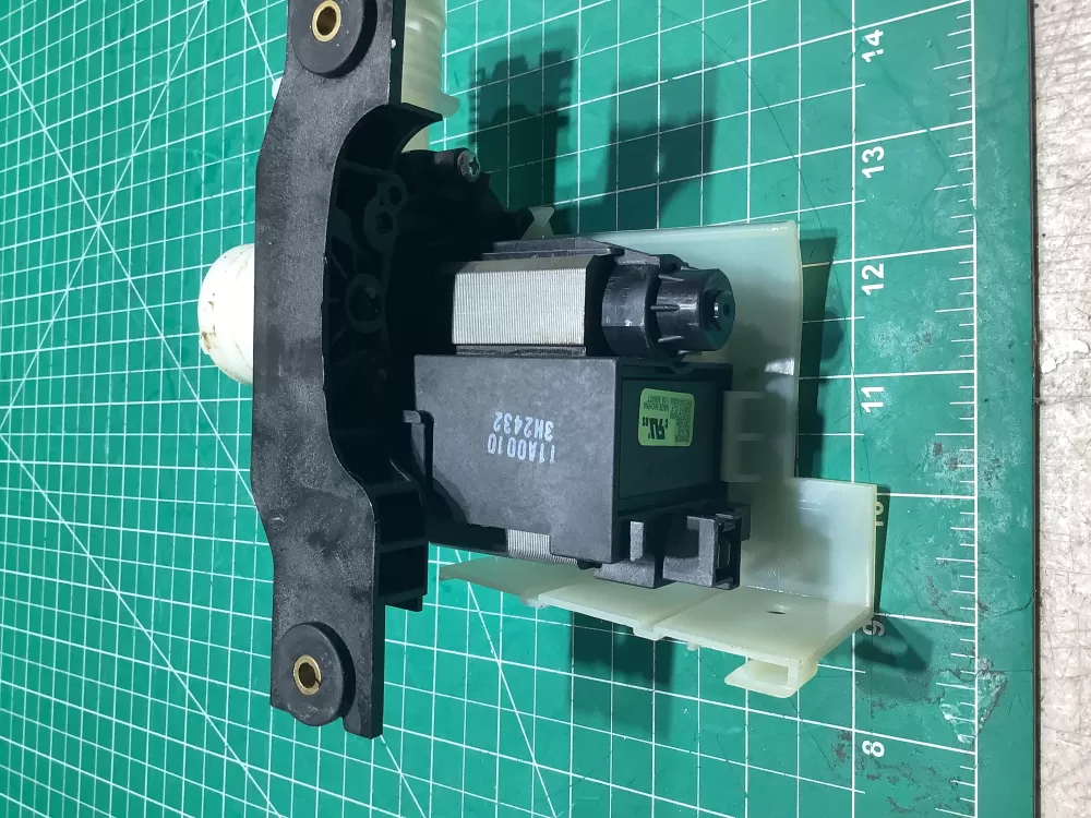 Frigidaire 137108100 Washer Drain Pump Assembly AZ142391 | SL271