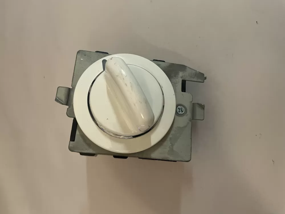 GE 572D520P023 WE4M284 Dryer Timer AZ191698 | KM2292