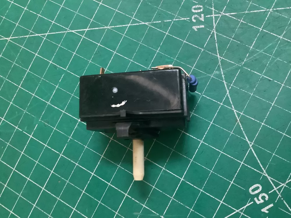 Maytag Whirlpool 8578352 Dryer Temperature Switch AZ220672 | SLA145