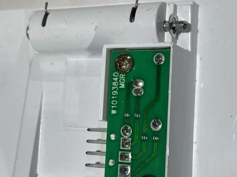 Whirlpool W10757851 4389102 Refrigerator Ice Control Board AZ157250 | Wm15