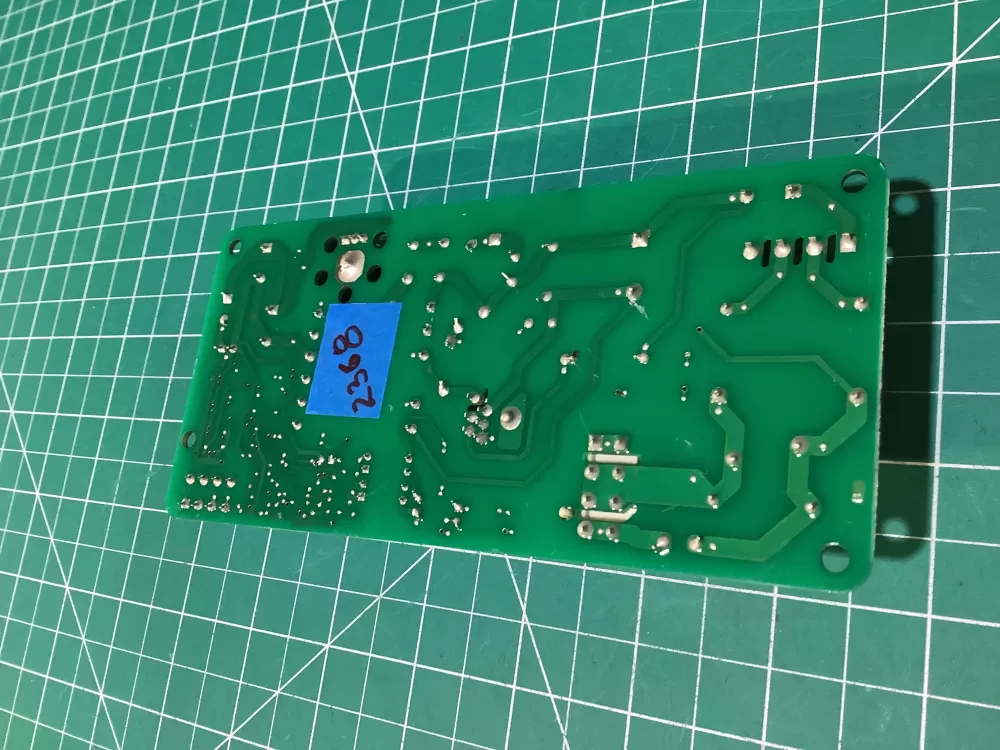 Whirlpool KitchenAid W10624574 Refrigerator Control Board AZ137705 | NR2368