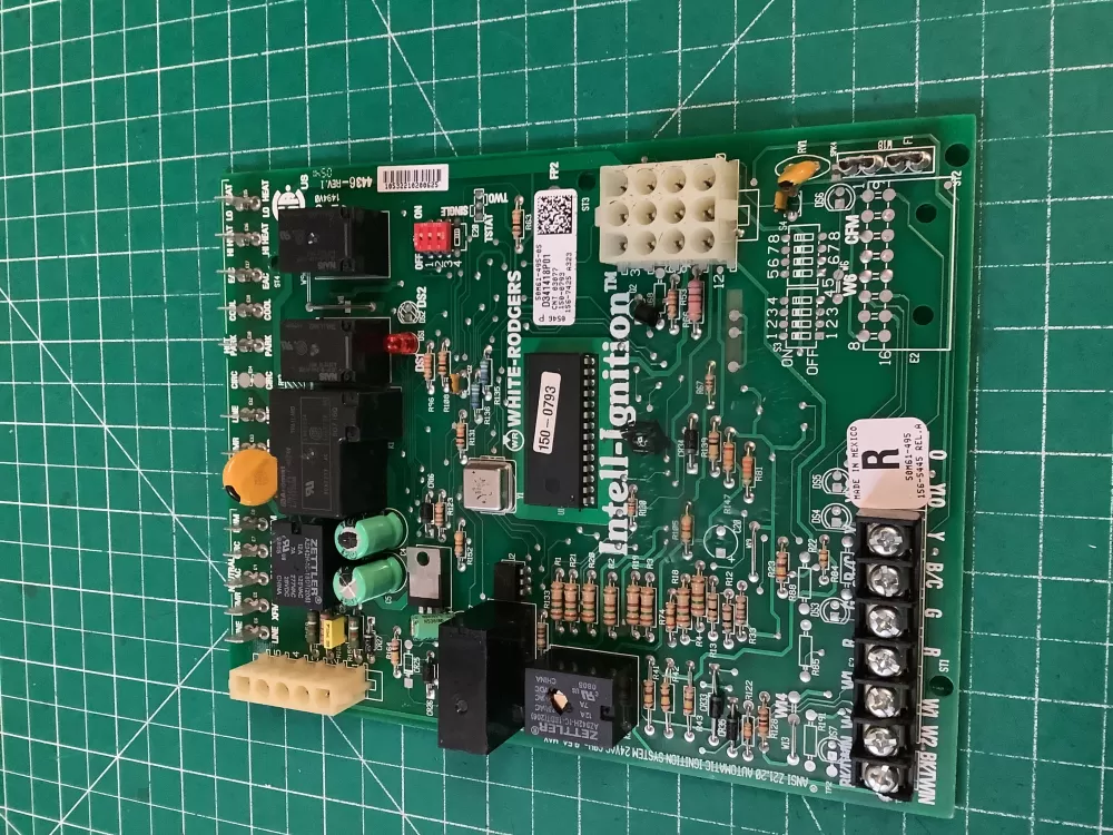 Trane D341418P01 Furnace White Rodgers Control Board AZ217238 | NR1791