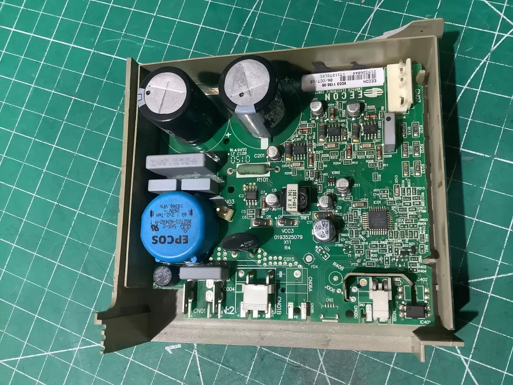 Bosch 519306044 Refrigerator Control Board AZ196760 | AR668