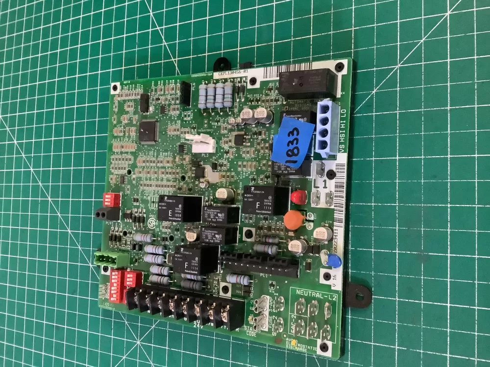 Carrier CEPL130456-01 Furnace Control Circuit Board HK42FZ022 AZ208677 | NR1833