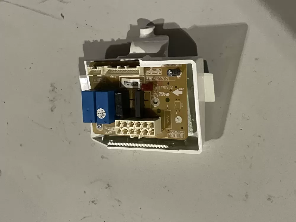 LG EBR60070733 Refrigerator Control Board