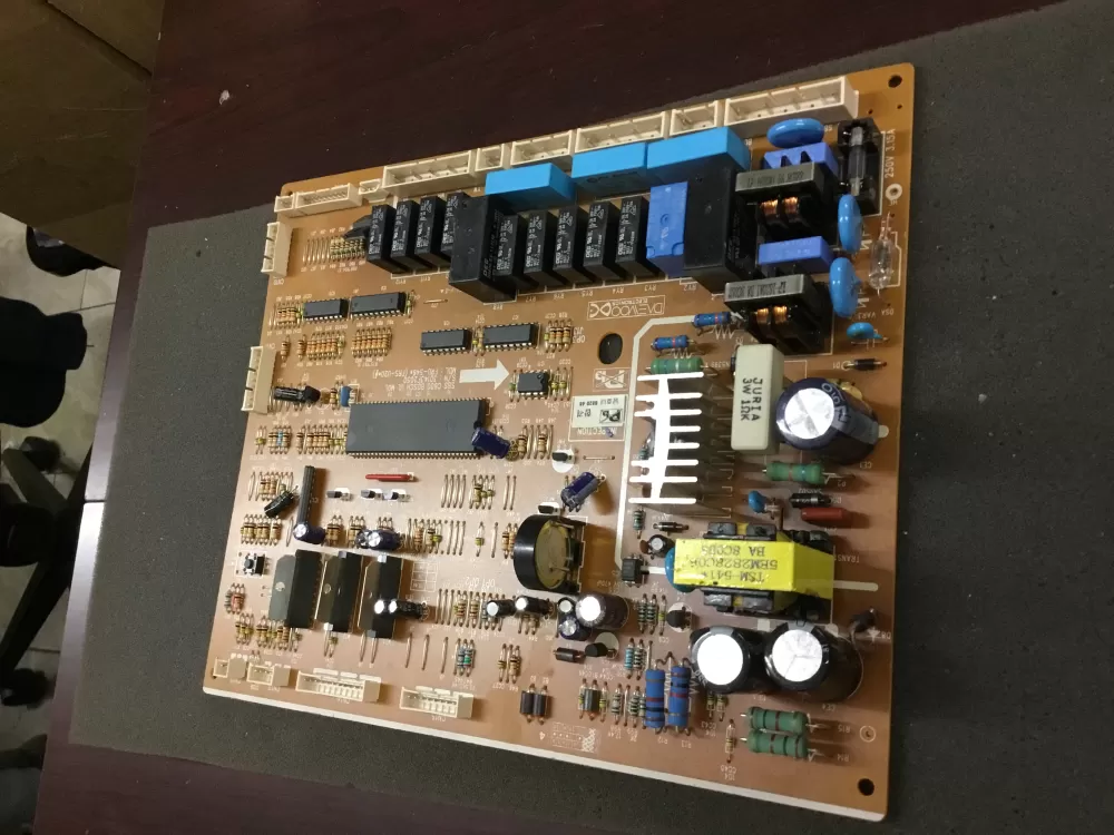 Bosch 30143F2050 Refrigerator Control Board