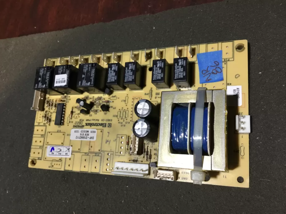 Frigidaire Electrolux 316442112 Range Oven Relay Control Board AZ99514 | NR86