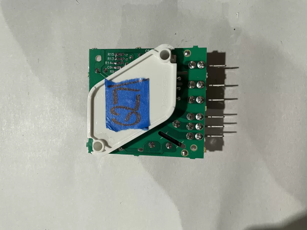 Whirlpool Kenmore 6105013 Refrigerator Control Board AZ192005 | KM627