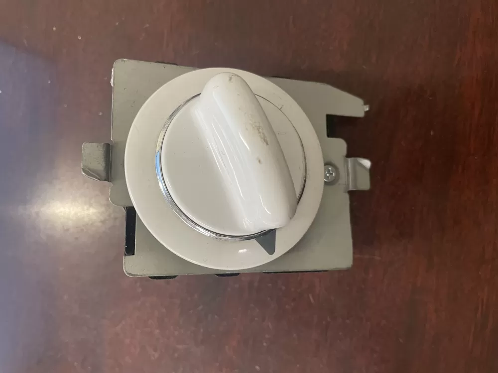 GE 572D520P019 WE4M189 Dryer Timer AZ37680 | KM238