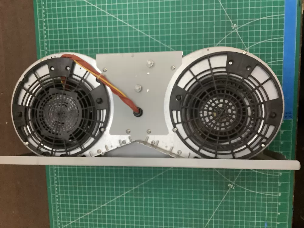 Whirlpool E250 Range Hood Blower Fan Motor AZ217922 | SLA141