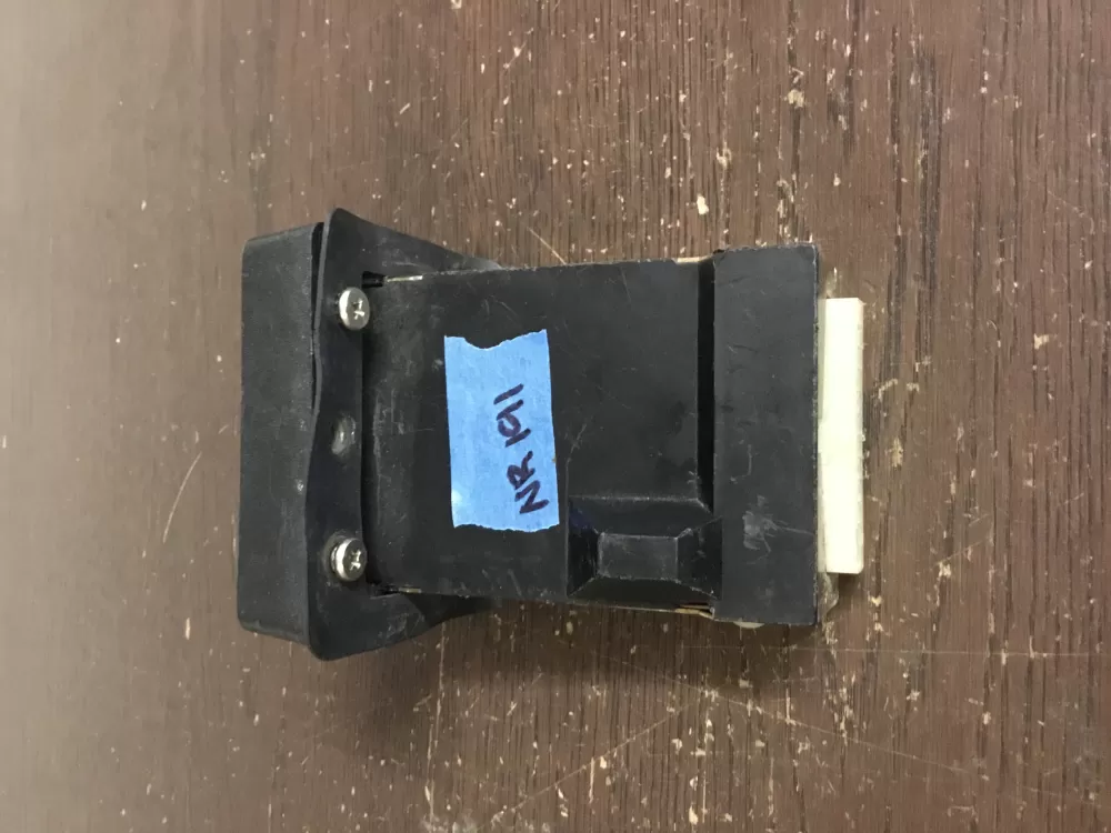 ESD #11-007-181 Card Reader AZ17671 | NR191