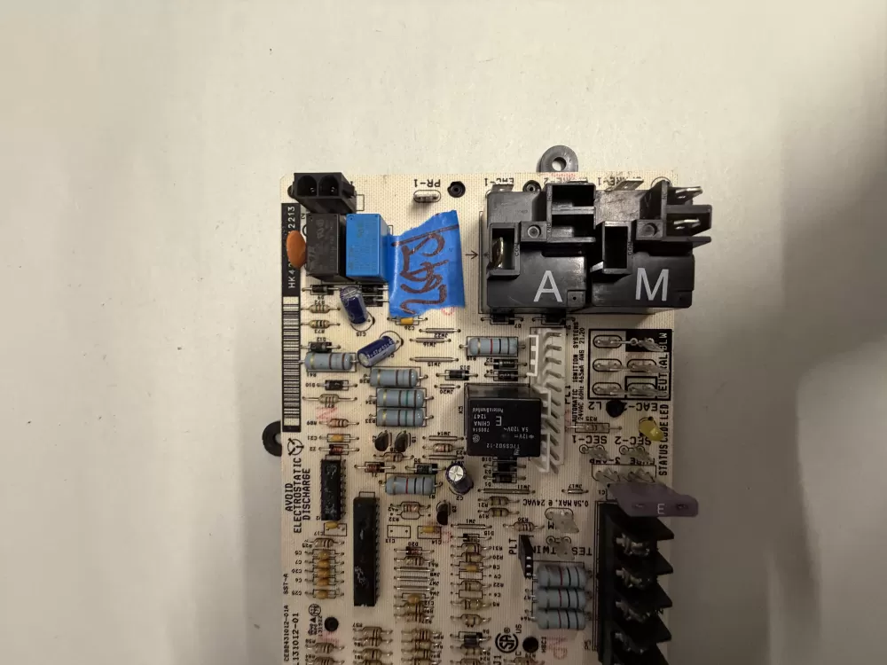 Carrier Bryant CEPL131012 01 Furnace Control Board AZ216673 | KM2643