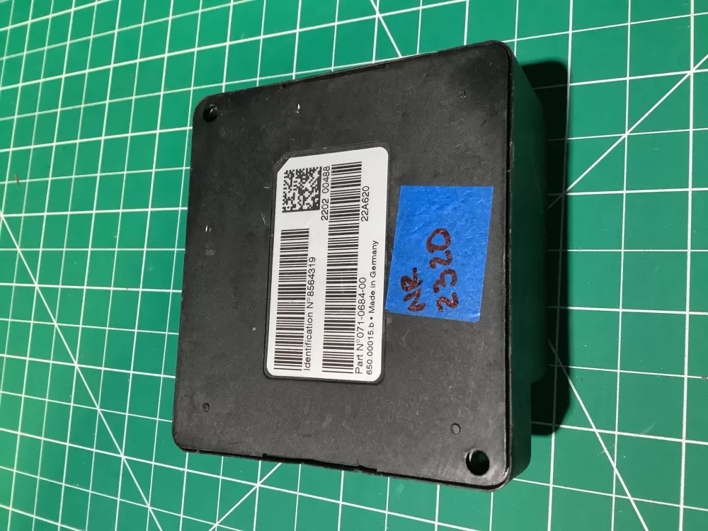  0684 00 Int69 071-0684 Kriwan Motor Protector Control Board AZ129130 | NR2320