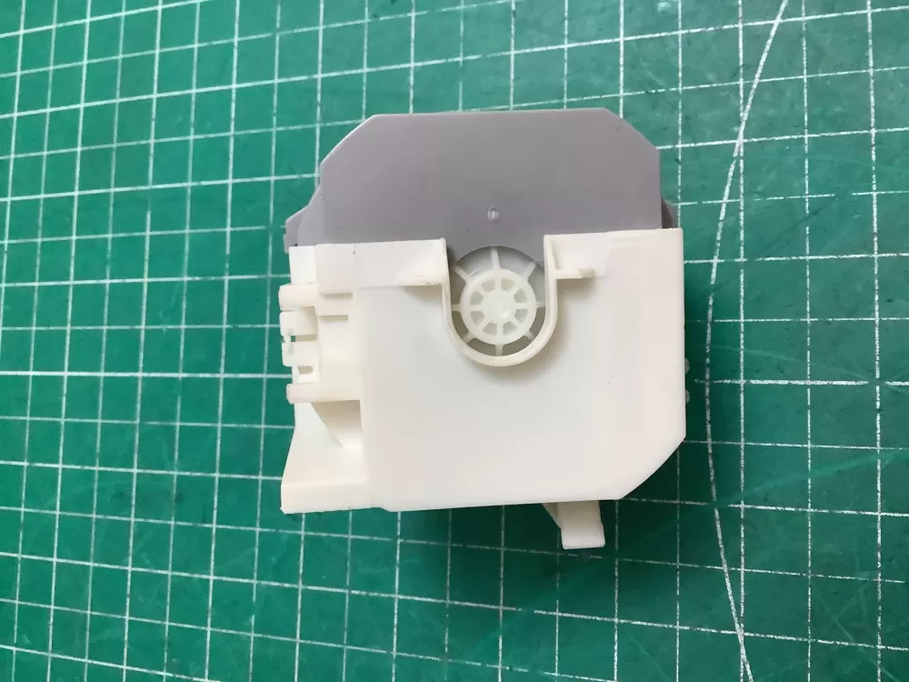 Bosch 9001533545 E319862 Dishwasher Circulation Pump Motor AZ217735 | SLA104