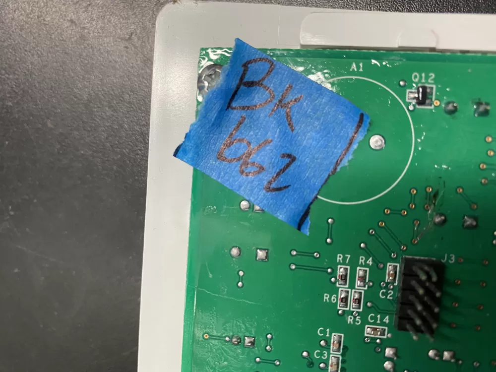 GE Hotpoint 200D7355G006 Refrigerator Control Board Dispenser AZ23156 | BK662