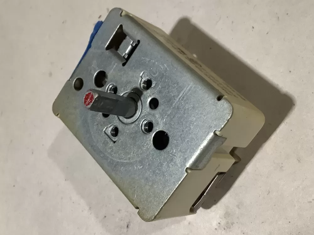 Whirlpool Maytag KS812616 Range Magic Chef Switch AZ103077 | Sl73