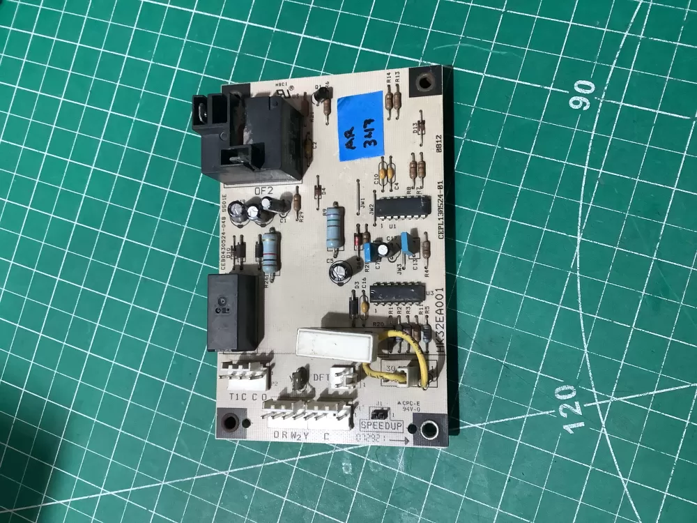 Carrier Bryant HK32EA001 Defrost Board Control Cepl130524-01 AZ194919 | AR347