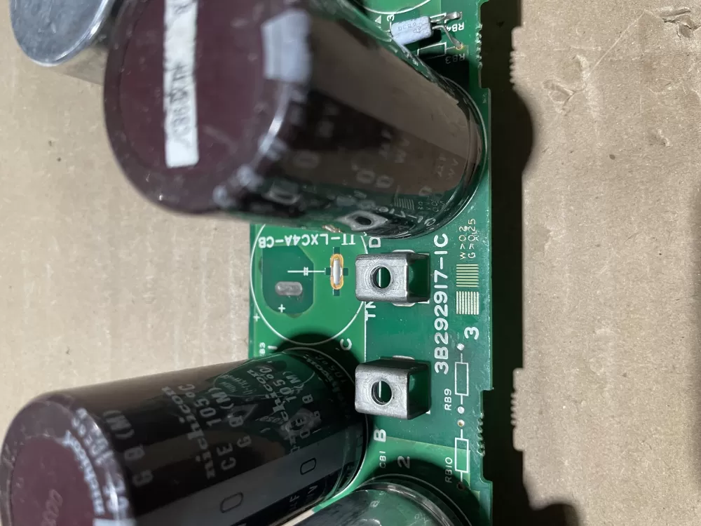 3B292917-1C Refrigerator Control Board AZ77618 | KM1588