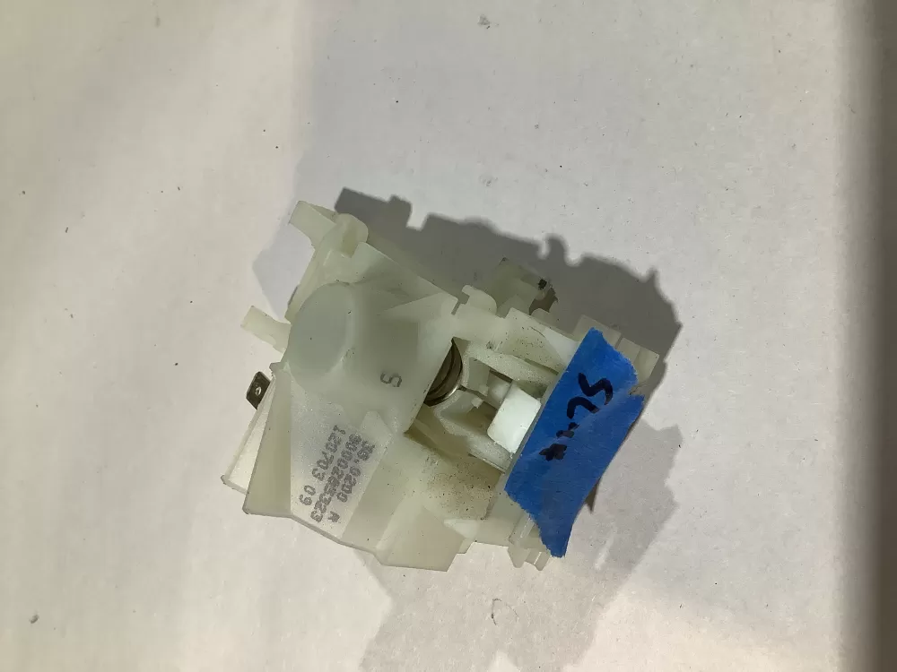 Bosch  Siemens 9000285323 Dishwasher Door Latch