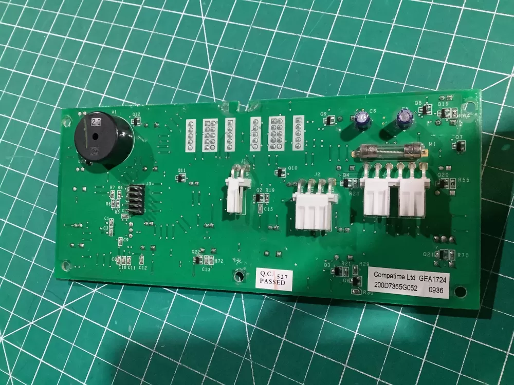 GE 200D7355G052 WR55X10802 Refrigerator Control Board AZ144141 | NR2427
