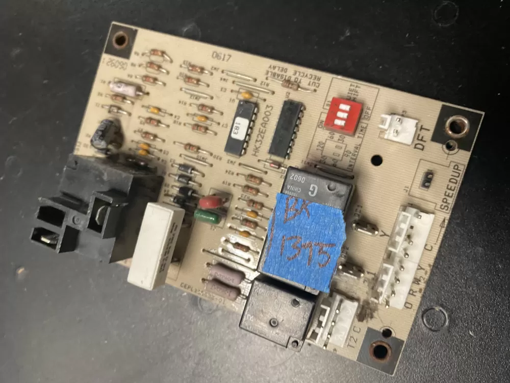 Carrier Defrost Control Board Hk32ea003 Cepl130433-01 AZ529 | BK1395